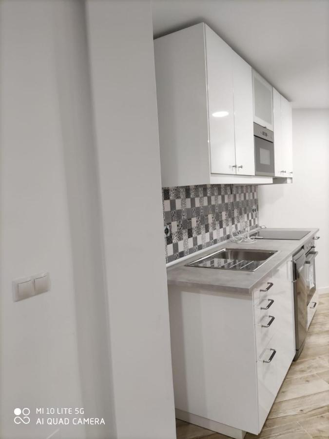 Feel At Home At Tamara Apartment - Two Steps To The Pool ตอร์เรโมลิโนส ภายนอก รูปภาพ